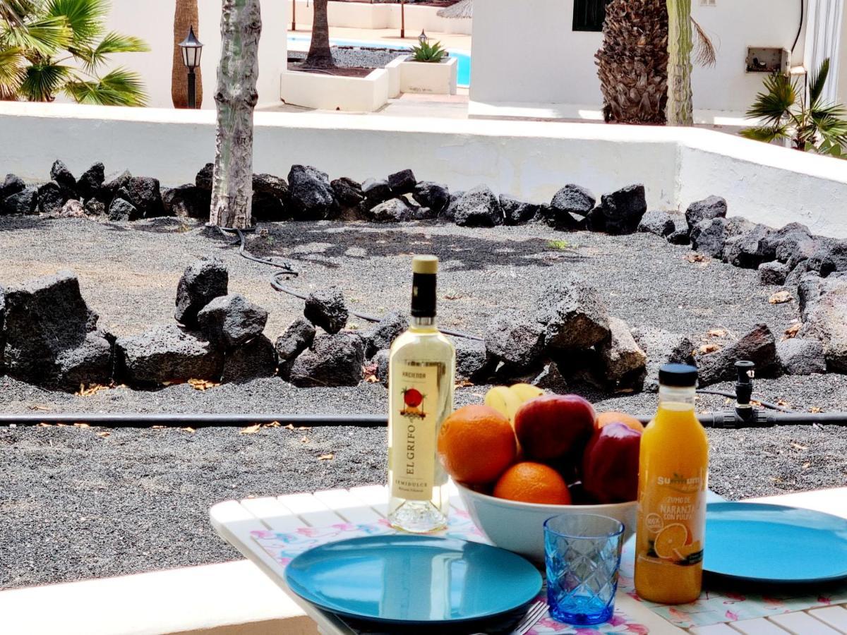 Apartamento Eduardo a primera linea del mar Costa Teguise Exterior foto