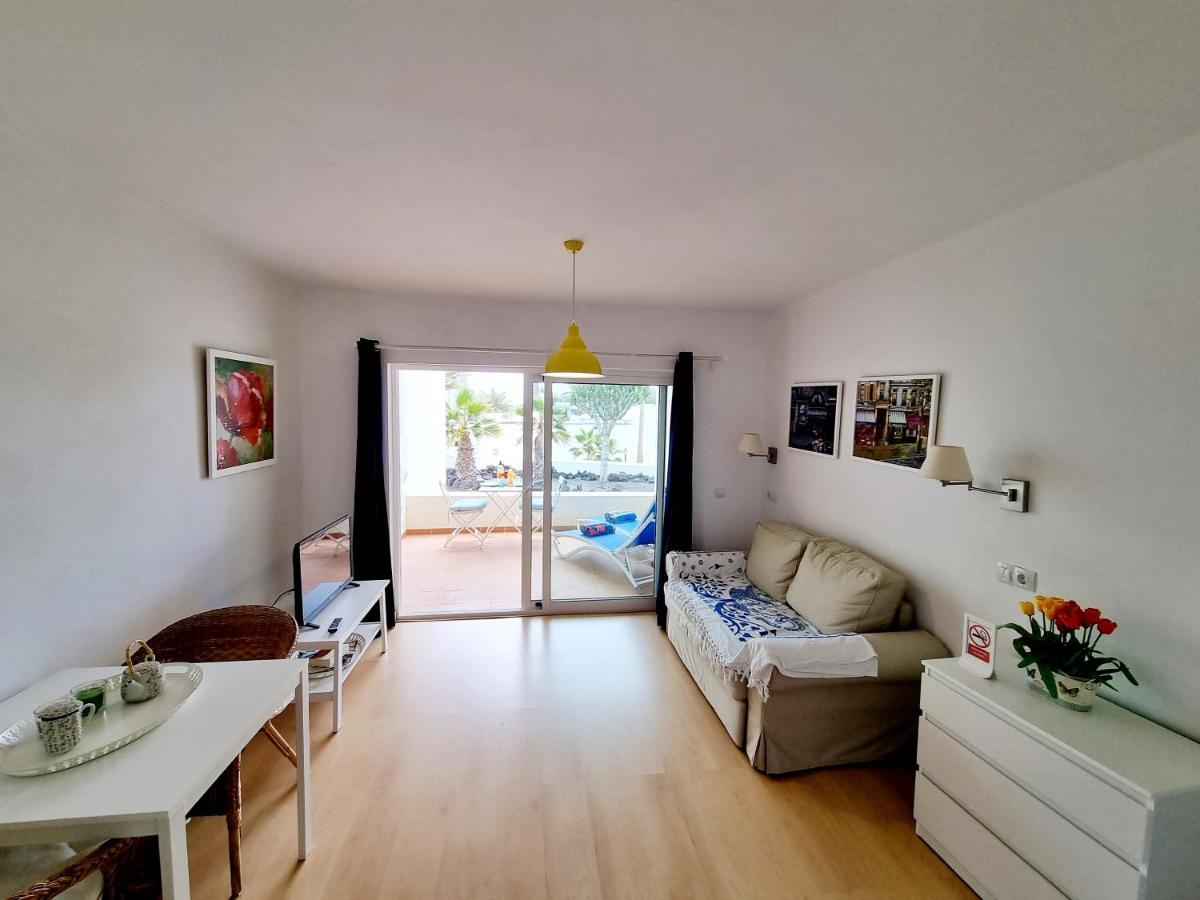 Apartamento Eduardo a primera linea del mar Costa Teguise Exterior foto